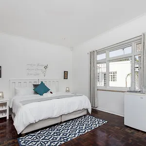 Emabaleni Pty Ltd Guest house