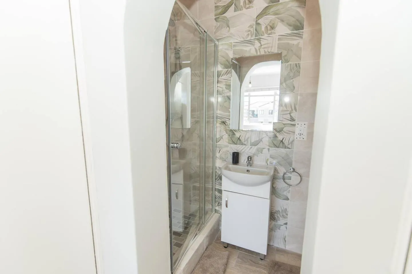 Astorian Tide Apartment Port Elizabeth