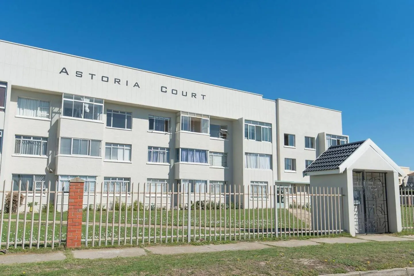 Astorian Tide Apartment Port Elizabeth