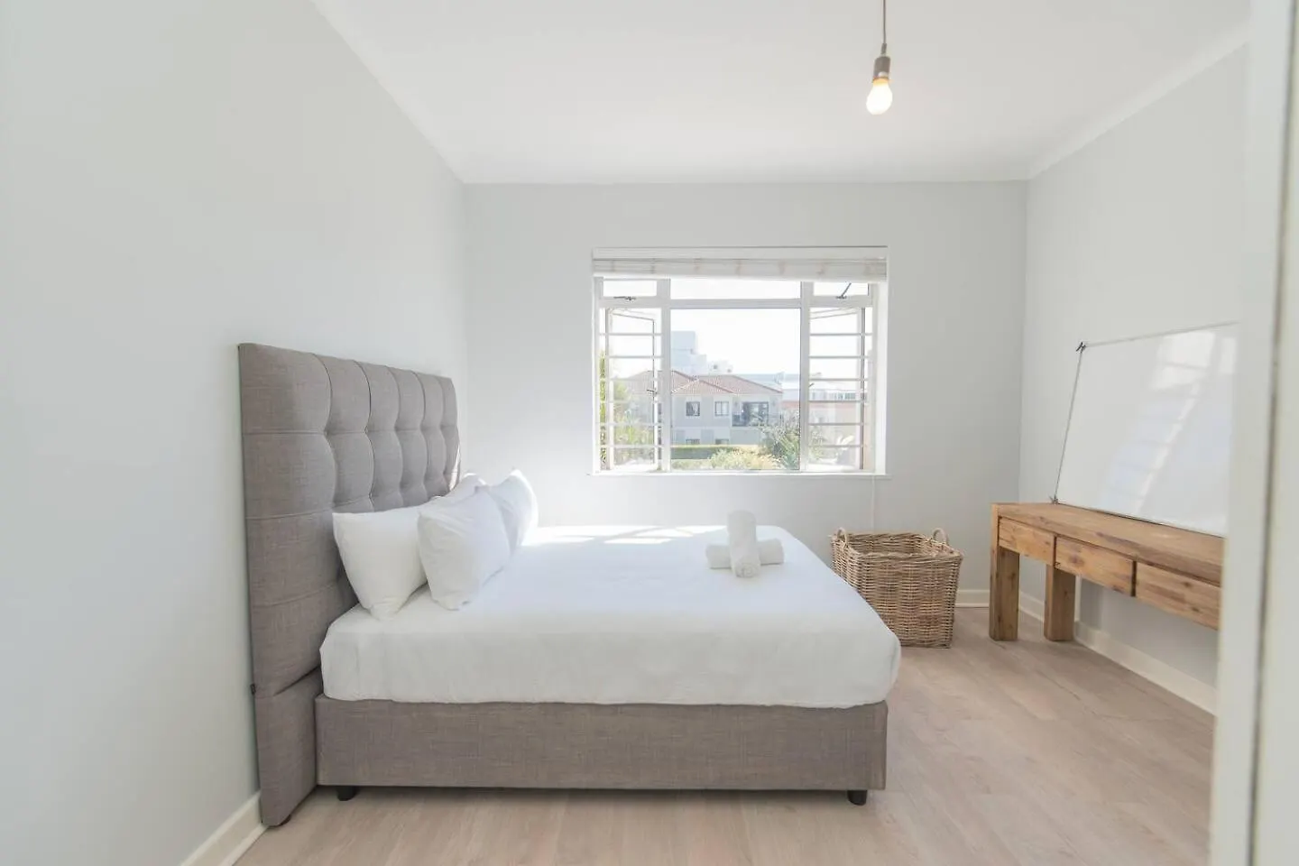 Astorian Tide Apartment Port Elizabeth